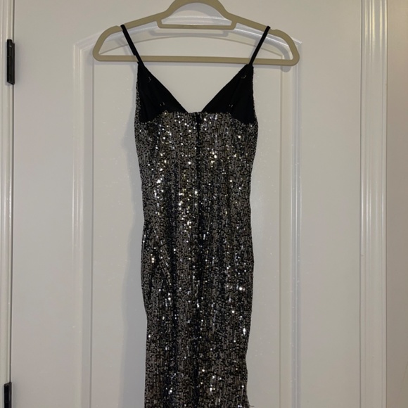 Sparkly dress - Picture 9 of 9